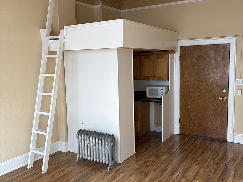 1st image of 1005 Market St APT 210