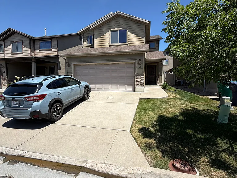 4 Arnold Dr — Photo 1