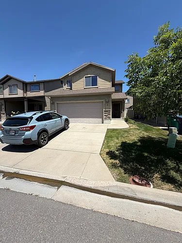 4 Arnold Dr Photo 1 4 Arnold Dr Photo 1