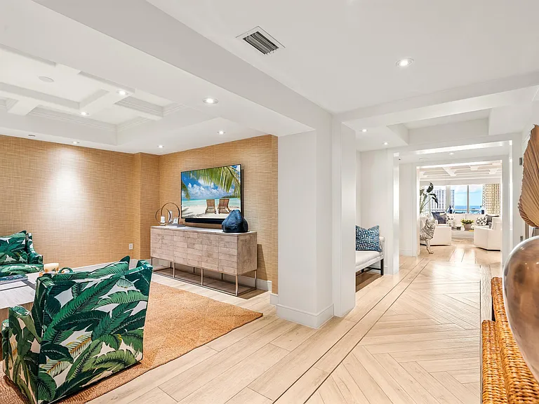 500 SE 5th Ave #701 — Photo 13