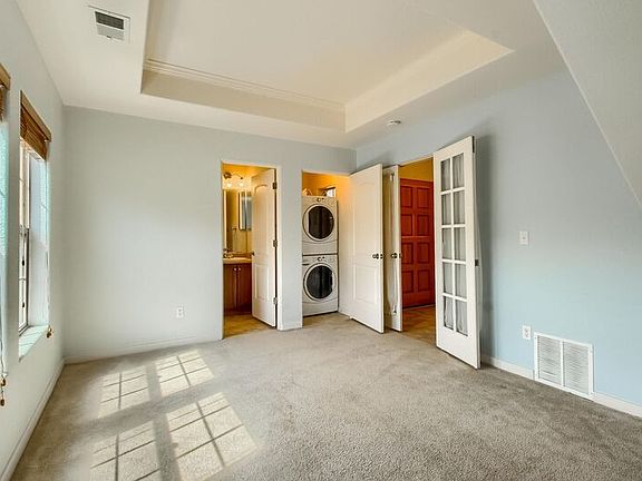 3rd image of 10134 E 29th Dr
