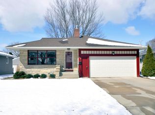 1209 7th Ave NE, Rochester, MN 55906