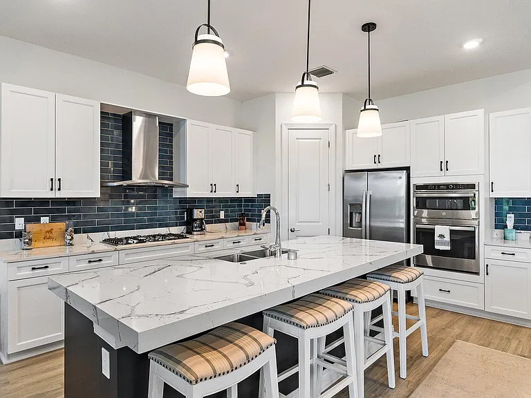 15883 Key Biscayne Ln — Photo 13