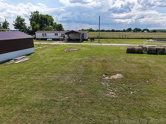 3rd image of 9264 Cherry Rd