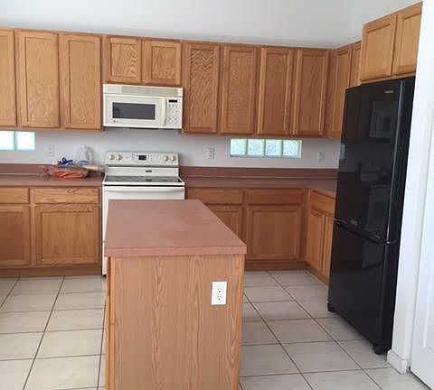 2nd image of 7218 Shady Grove Ln