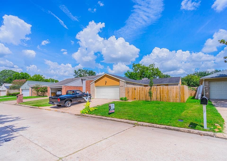 1st image of 4310 Regency Villa Dr