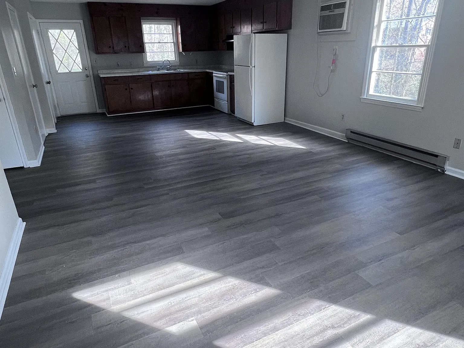 802 Kate Street - C — Photo 2