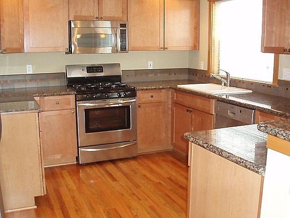 2nd image of 5010 12th Ave NE APT C
