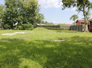 5035 Mirabeau Ave, New Orleans, LA 70126