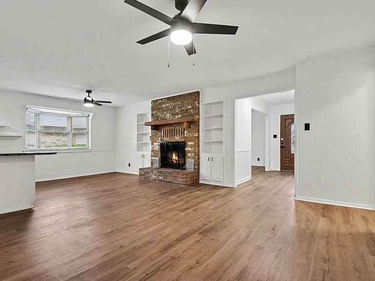 3407 Tipps Dr — Photo 6