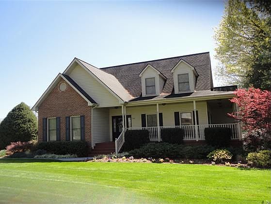 1st image of 609 Franklin Square Ct