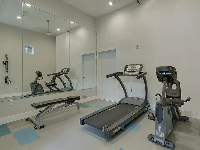Pearl Studios | Fitness Center