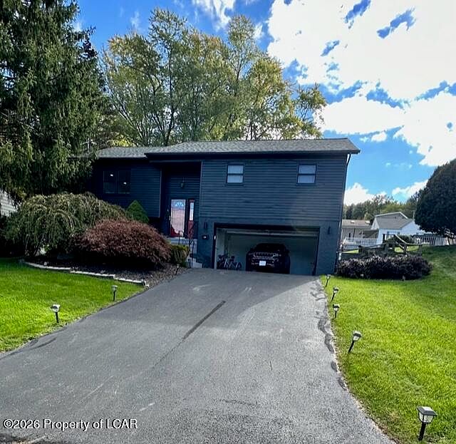 1st image of 181 Terrace Ave