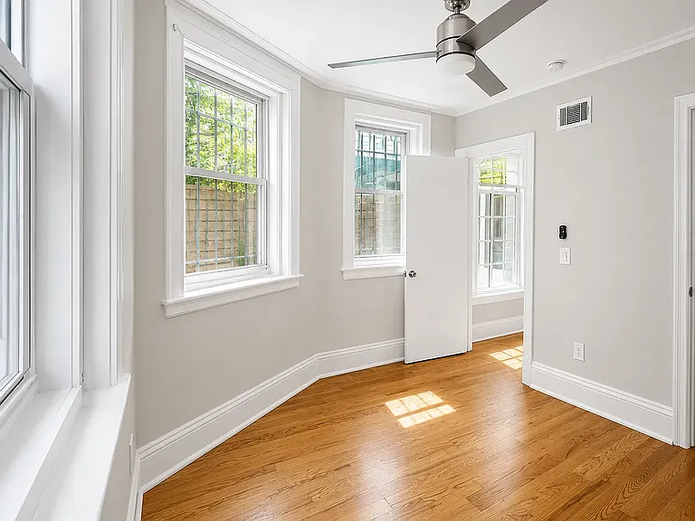 229 Washington Ave #1G — Photo 9