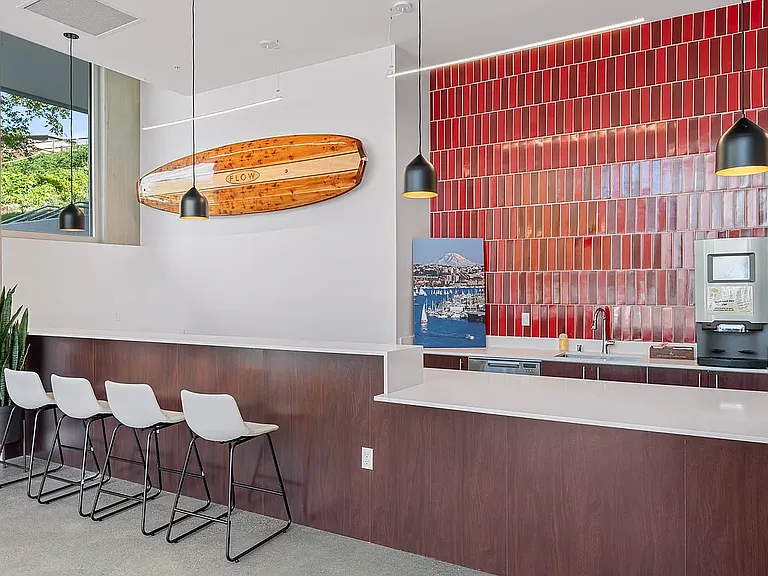 Flow Eastlake Apartments — Photo 24