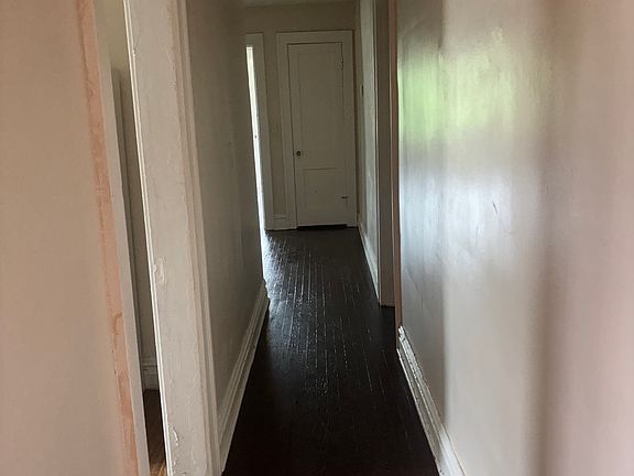2nd image of 1002 12th Ave APT 8