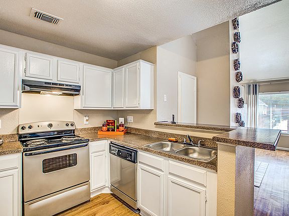 3rd image of 15455 Ella Blvd APT 92