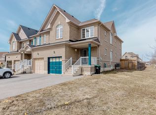 2 Lancaster Ct, Barrie, ON L4M 0G1