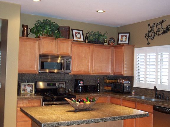 2nd image of 2125 E Indian Wells Dr