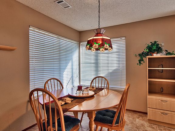 5th image of 4768 Heatherbrae Cir