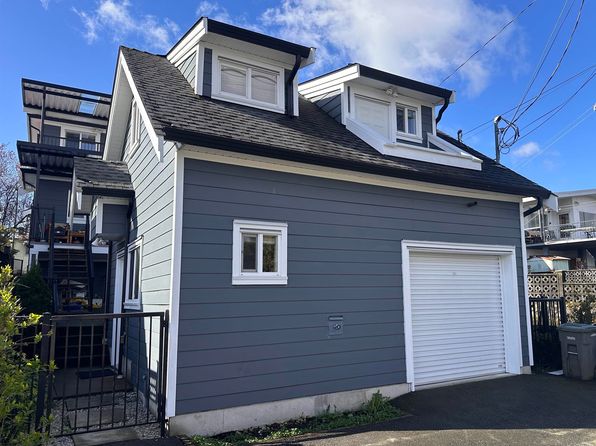 31XX E 16th Ave, Vancouver, BC V5M 2L5