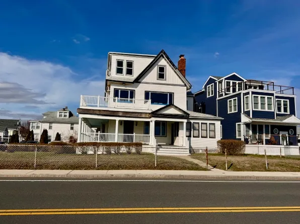 151 Winthrop Shore Dr #3, Winthrop, MA 02152