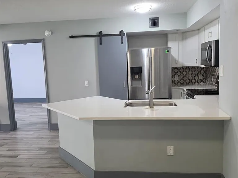 4211 San Marino Blvd #105 — Photo 6