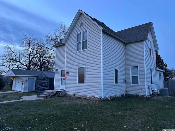 404 W Front St, Lake Mills, IA 50450