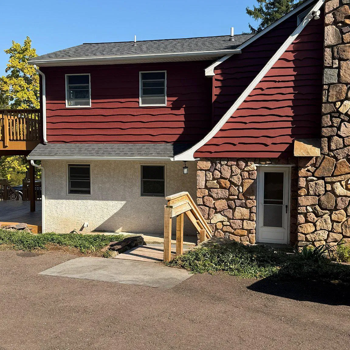 3 bed, 3.0 bath, 2402 sqft, $3,500 — Photo 4