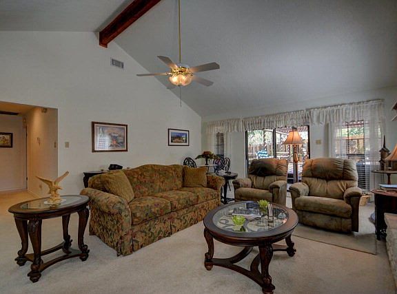 5th image of 2106 Lane Dr #A