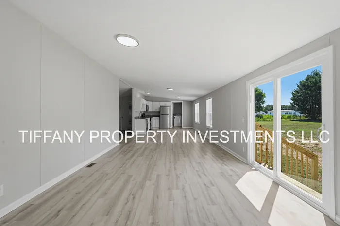 1113 Remington Dr — Photo 13