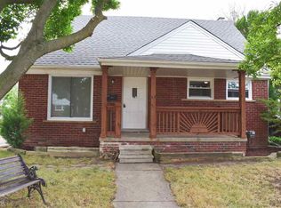 26151 Koontz St, Roseville, MI 48066