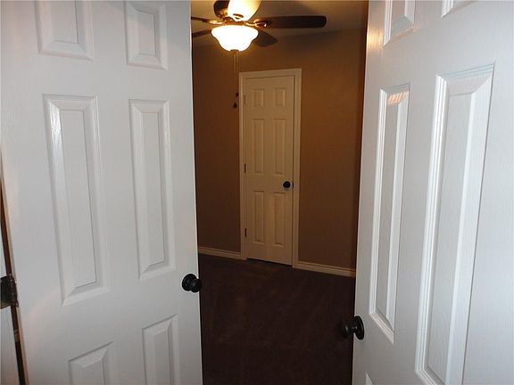 5th image of 1008 Cedar Falls St