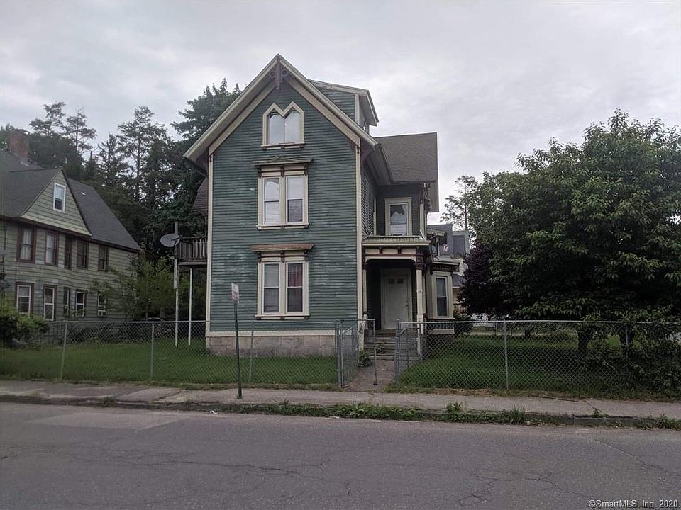 2nd image of 256 Hillside Ave