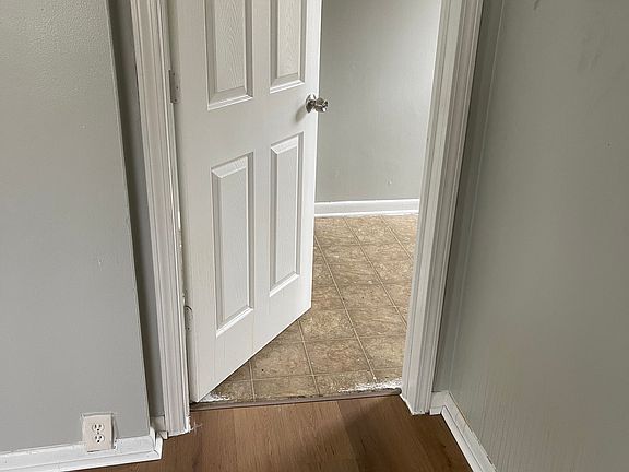 5th image of 7043 Westminster Ave