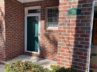 233 Racine Dr APT 20, Wilmington, NC 28403