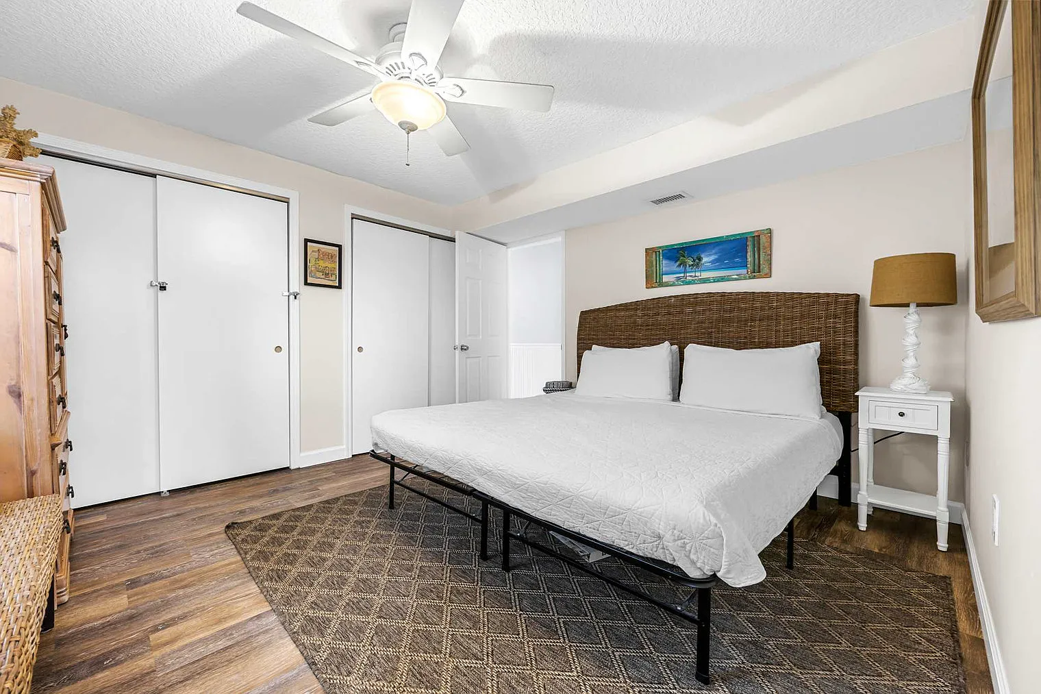 2 bed, 2.0 bath, $5,693 — Photo 4