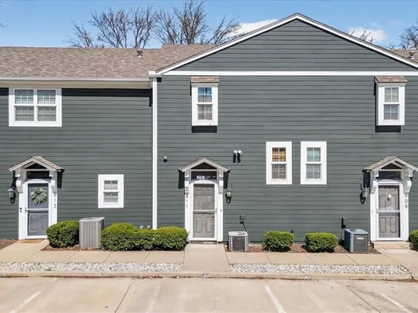 911 W 41st Pl #911, Kansas City, MO 64111