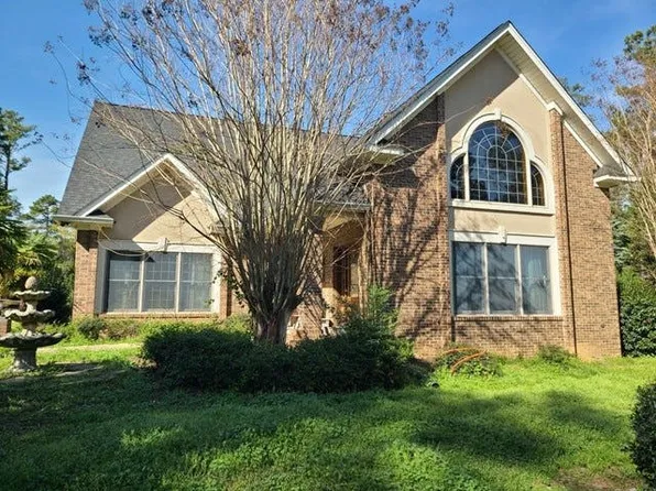 52 W Circle Dr, Lexington, SC 29072