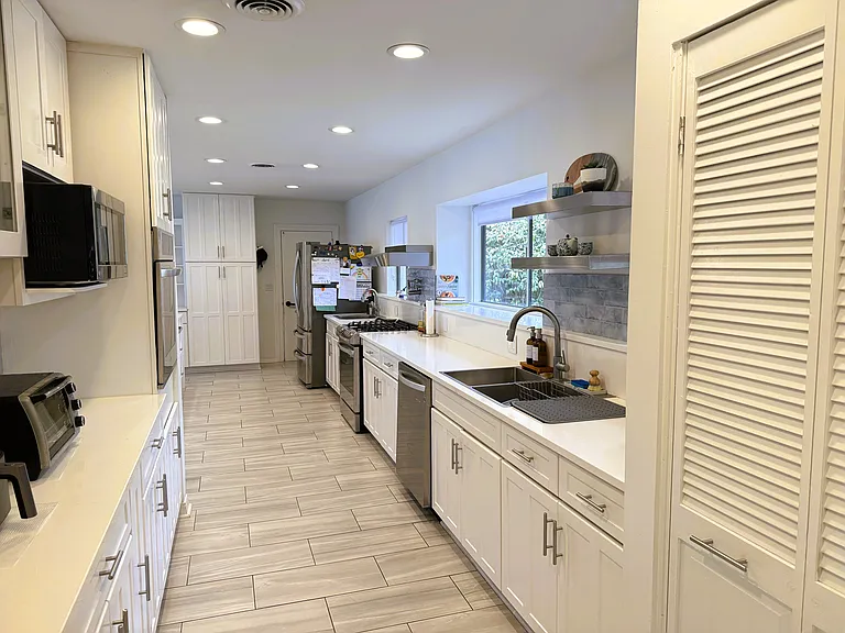 533 Pocahontas Dr — Photo 14
