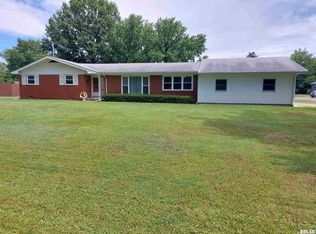 52 Cherry Dr, Mount Vernon, IL