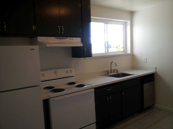 2nd image of 2629 Folsom St APT 304
