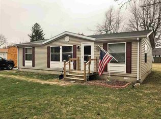 1417 N Elm St, Fairmount, IN 46928
