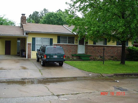 2nd image of 304 NW 5th St