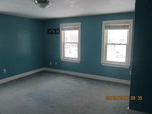 3rd image of 46 Foye Ave