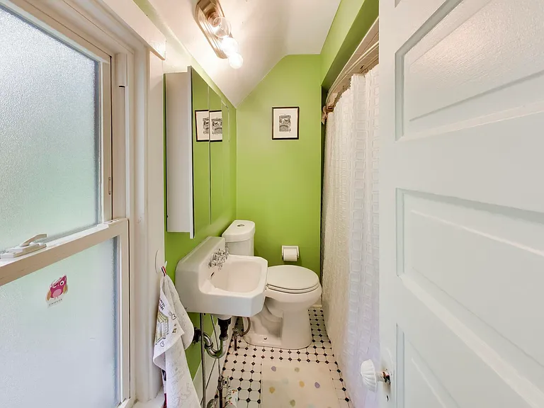 1911 Colfax St — Photo 20