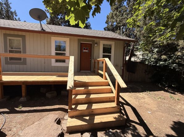 7 SW McKinley Ave