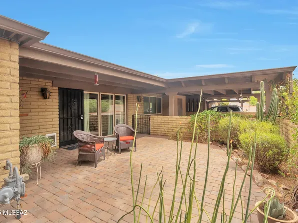 2435 N Shade Tree Cir, Tucson, AZ 85715