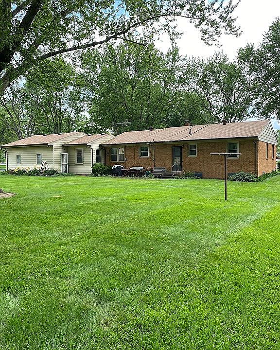 2nd image of 2802 Duane Dr