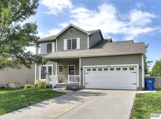 11602 S 207th St, Gretna, NE 68028